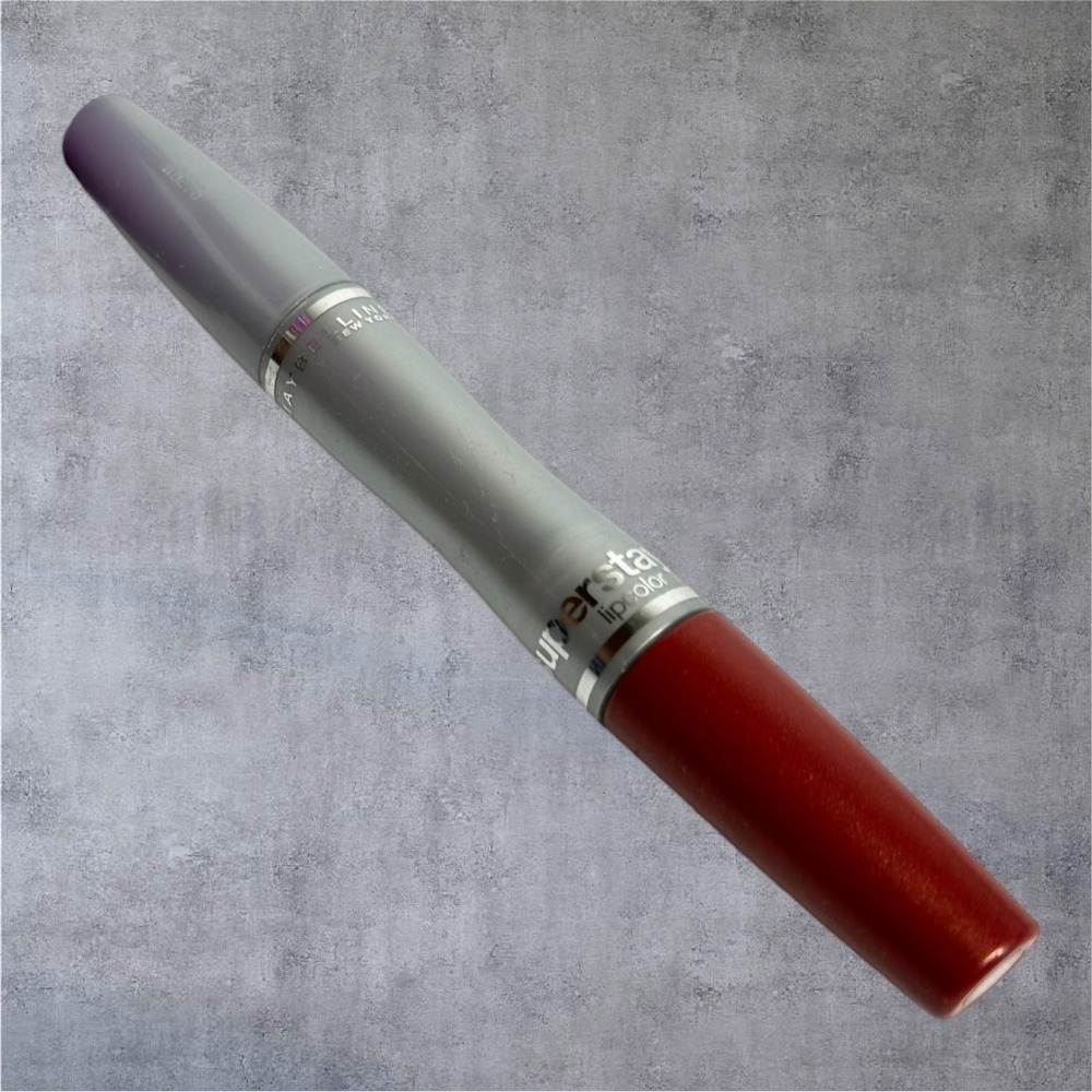 Maybelline Superstay Lipcolor Womens 735 Cherry Longwear Red Lipstick